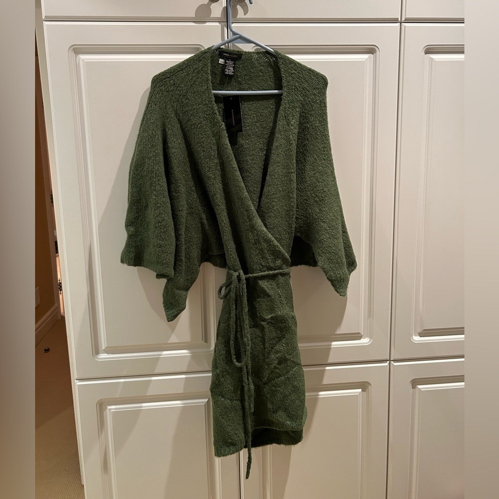 BCBG Max Azria Green Wrap Sweater Coat With Slit On Back Size Large NWT